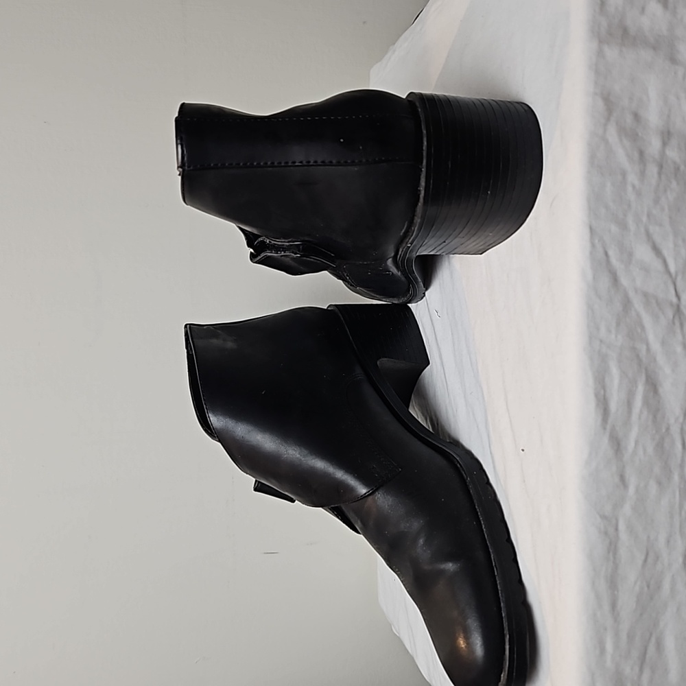 Sideout  Low Boot (8.5) - Picture 2 of 9